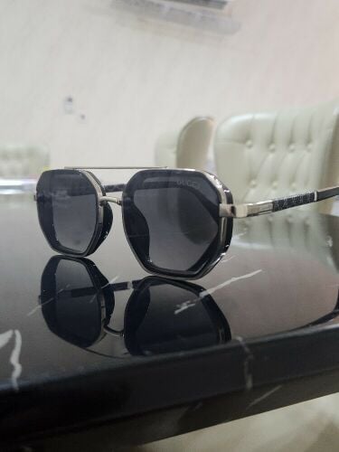 glass Gucci