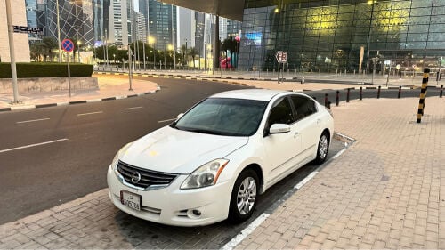 nissan altima