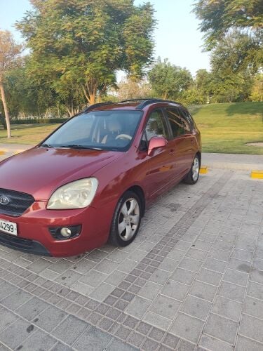 kia carens 2008 model