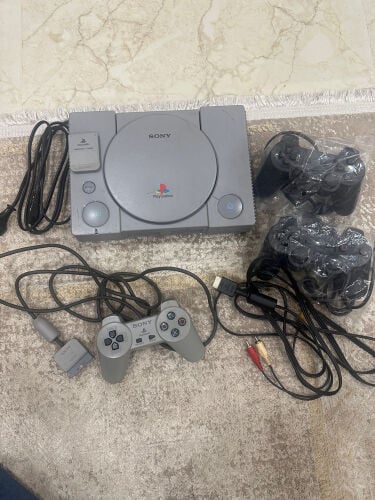 ps1 with 3 controllers 