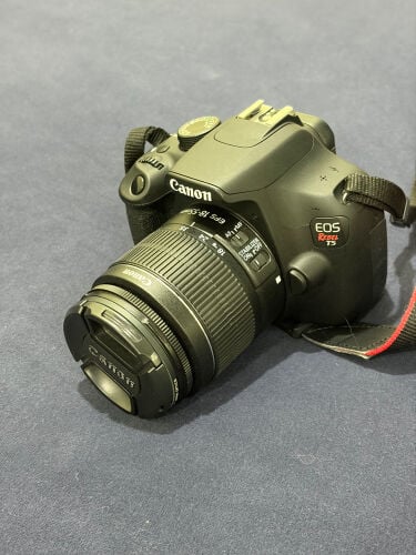 Canon Rebel t5 (1200d)