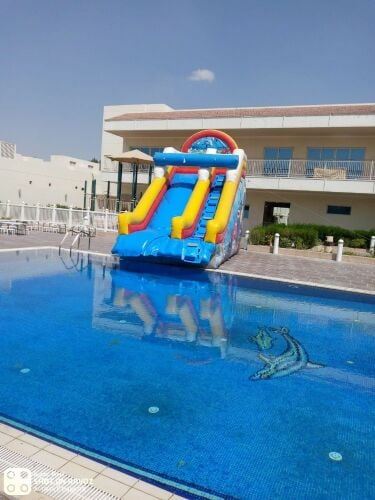 نطاطيات وزحلاقيات للايجار