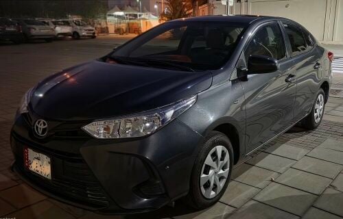 Low kms, perfectly maintained Yaris