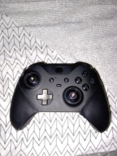 Xbox elite series 2 controller