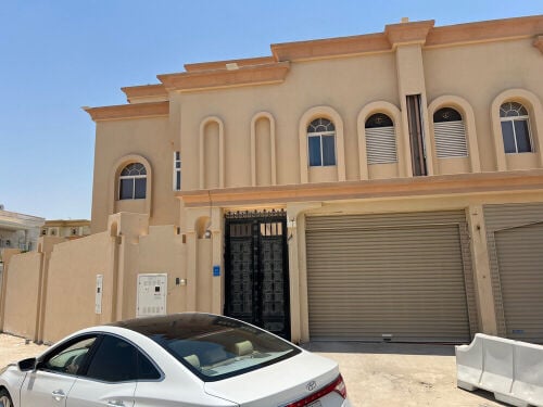 للإيجار فيلا في الخيسة القديمة 