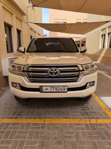 للبيع