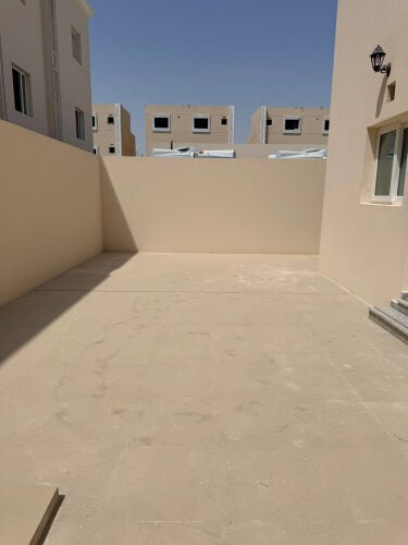 فلل للايجار اول ساكن بالمرخيه