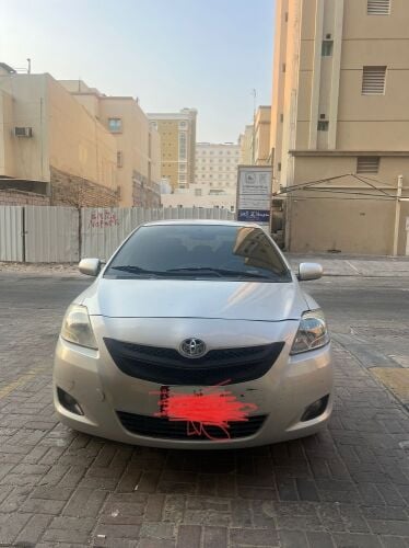 toyota yaris 2012