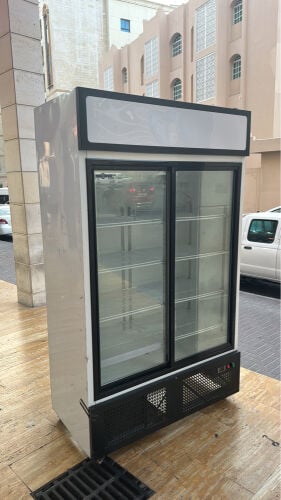Double door chiller