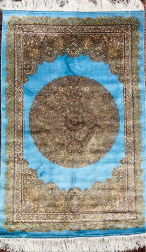 سجاد حرير فاخرة