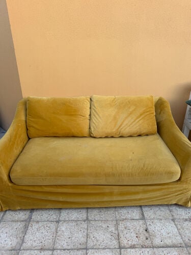 3 sofas 