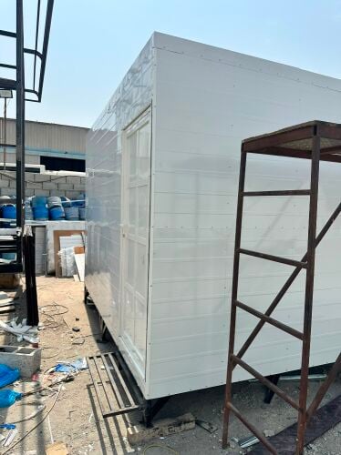room ketechin toilet store
