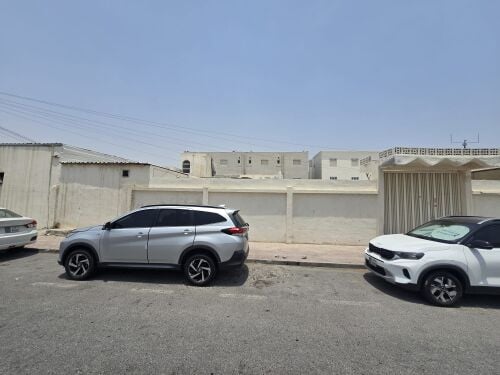 للبيع  بيت في الريان موقع ممتاز