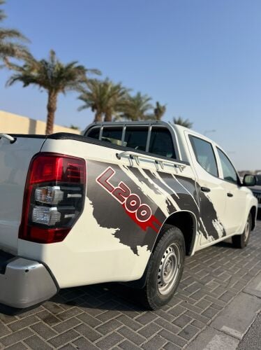 ل٢٠٠