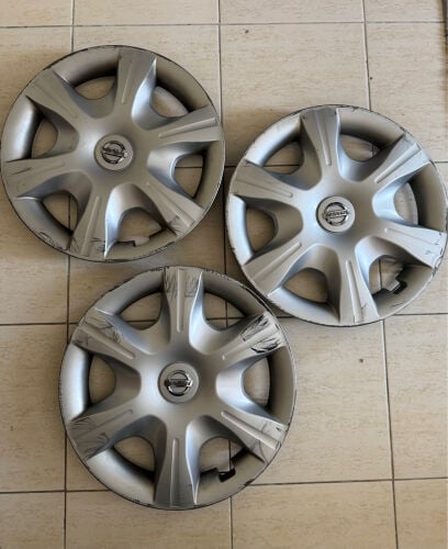 Wheel cover nissan tiida 14”
