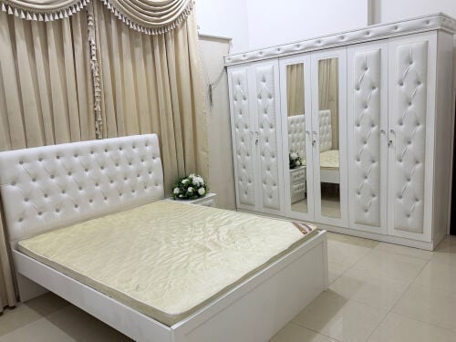 Queen Bedroom set For Sale 