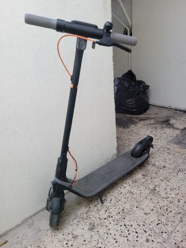 electric scooter 25 speed with box