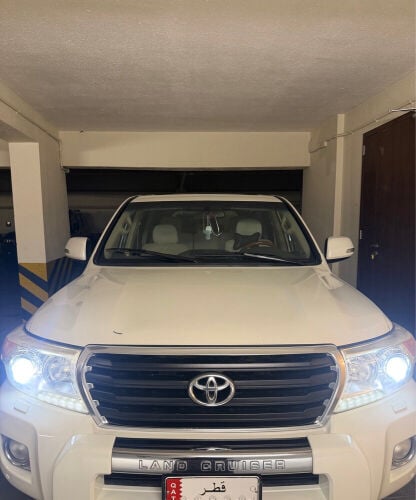 full option Land Cruiser 2012