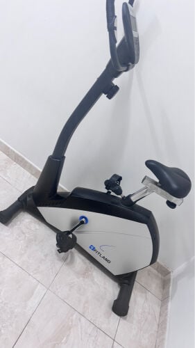 stationary bike , cycling bike
