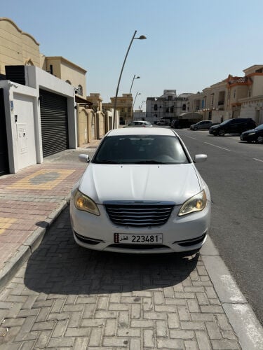 كرايسلر ٢٠٠ 
