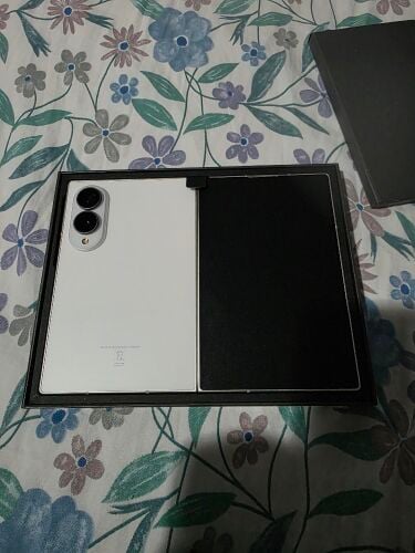 samsung fold 8