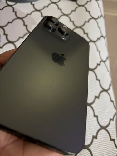 iphone 16 pro max like new