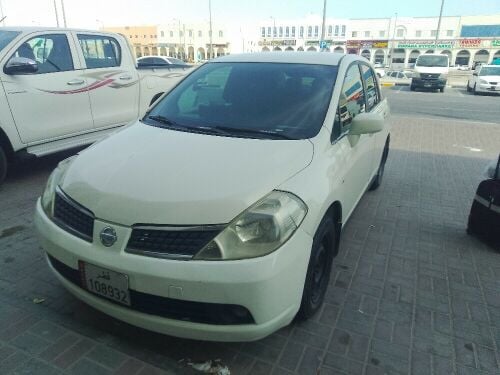 Nissan tida model 2008