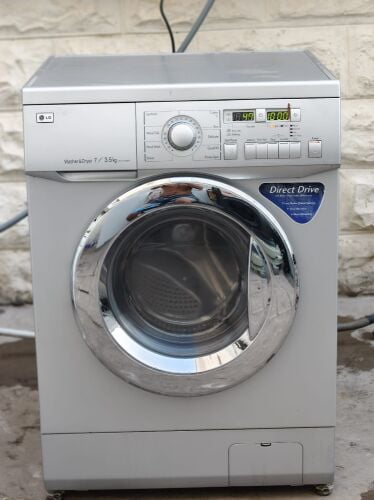 Lg 7/3.5 Kg Washing Machine