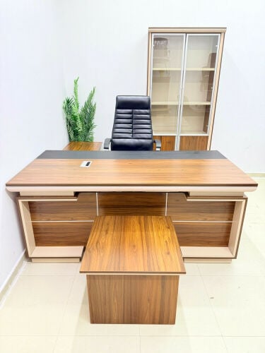full Set Office Furniture Sell