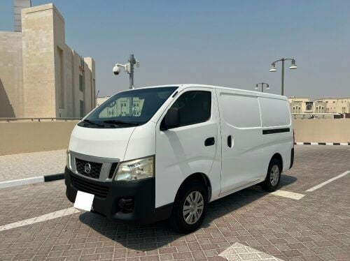 نيسان اورفان
