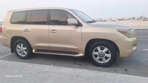 للبيع لكزس نظيف موديل 2009