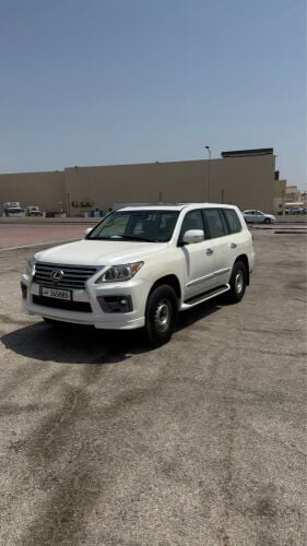 Lexus 570
