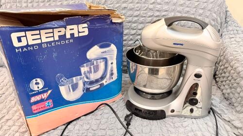 Hand blender