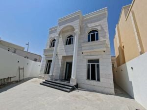 LUXURY 7-BED VILLA FOR SALE