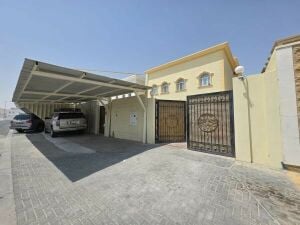 للبيع فيلا مؤجرة - الخريطيات