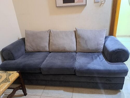 2 sofas in very good condition