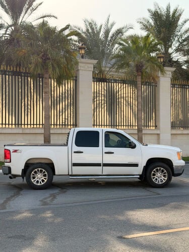 GMC Sierra 2010