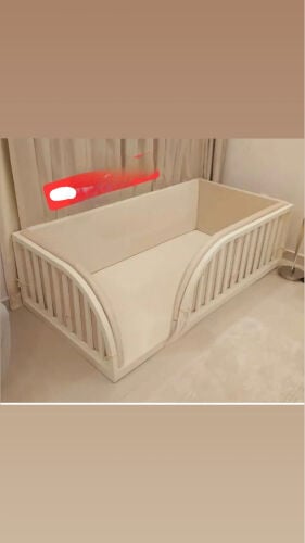 سرير اطفال جديد