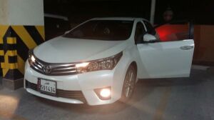 Pearl white Corolla 2.0