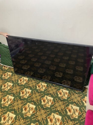 SHARP 75 INCH TV