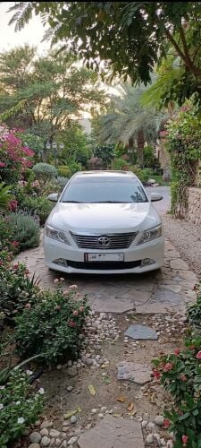 Toyota aurion V6 full option 2014