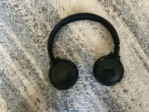 JBL HEADPHONES