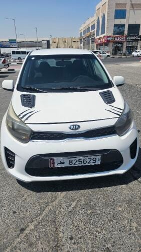 Kia   50614274