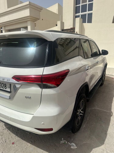 6-cylinder Fortuner for sale.