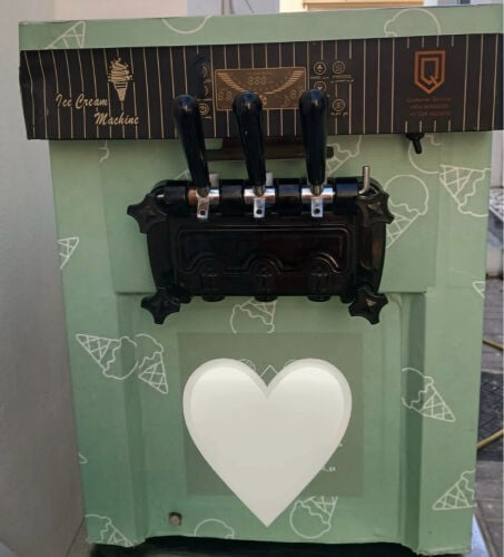 ice cream machine 