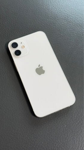 ايفون 12