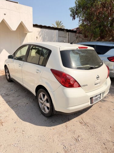 NISSAN TIDA