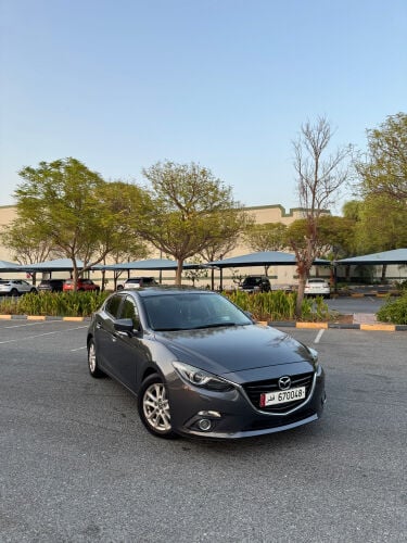 Mazda 3 Full-Options 2015
