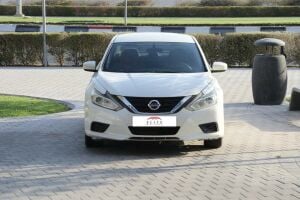 Nissan Altima  - S -   2017