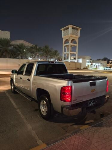 Chevrolet Silverado 2011 – Silver